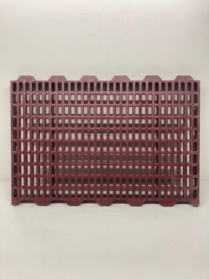 Plastic slatted piglet 60 x 40 Paneltim Red