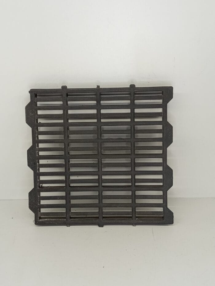 Plastic slatted piglet 30 x 30 Black